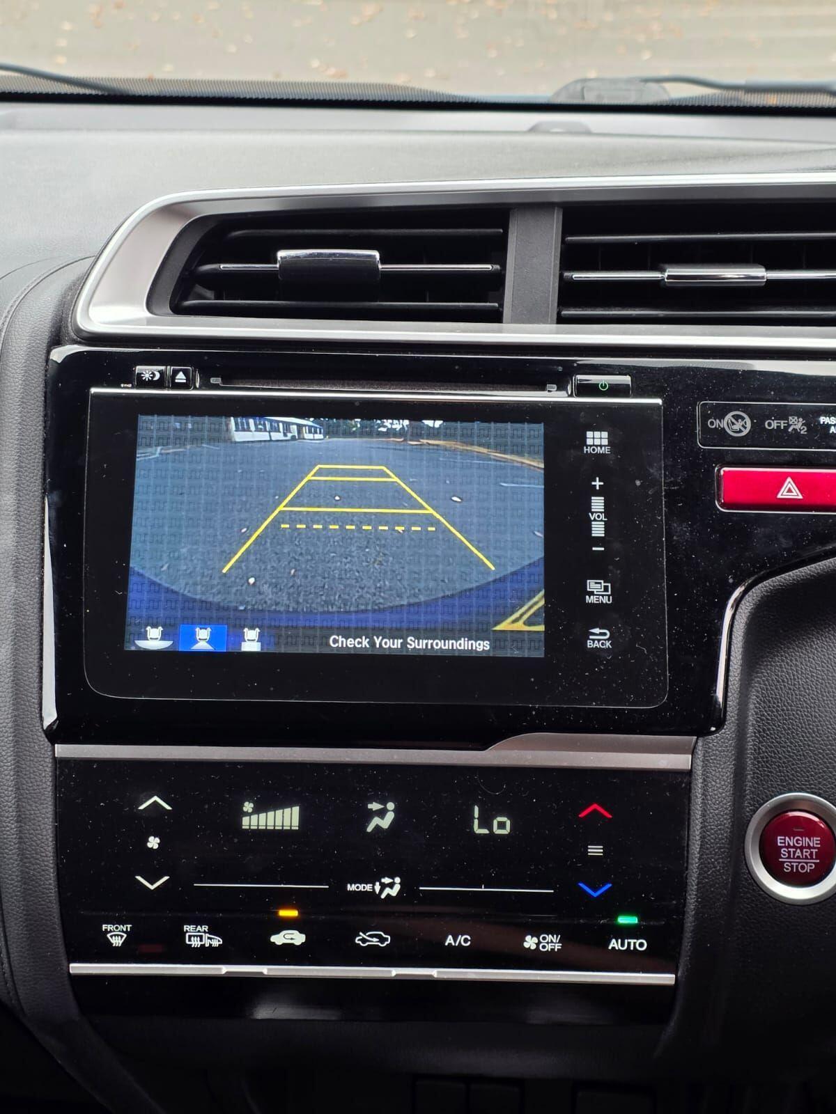 2016 Honda Jazz — photo 31